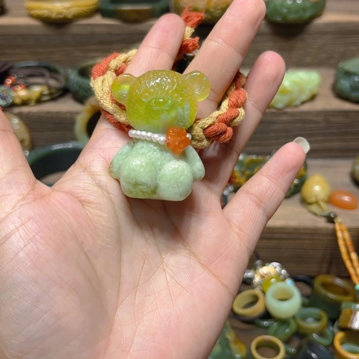 紫***雨岫岩老玉（透闪石质玉）银S925镶嵌颈饰