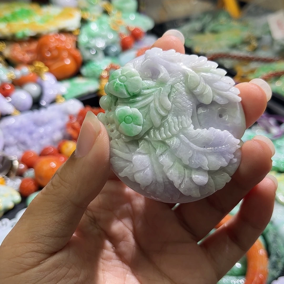 颈饰未镶嵌翡翠待编织