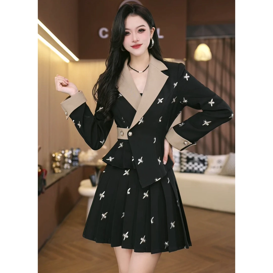 2024女神范法式减龄收腰季洋气修身显瘦气质时尚上衣套装 C5831