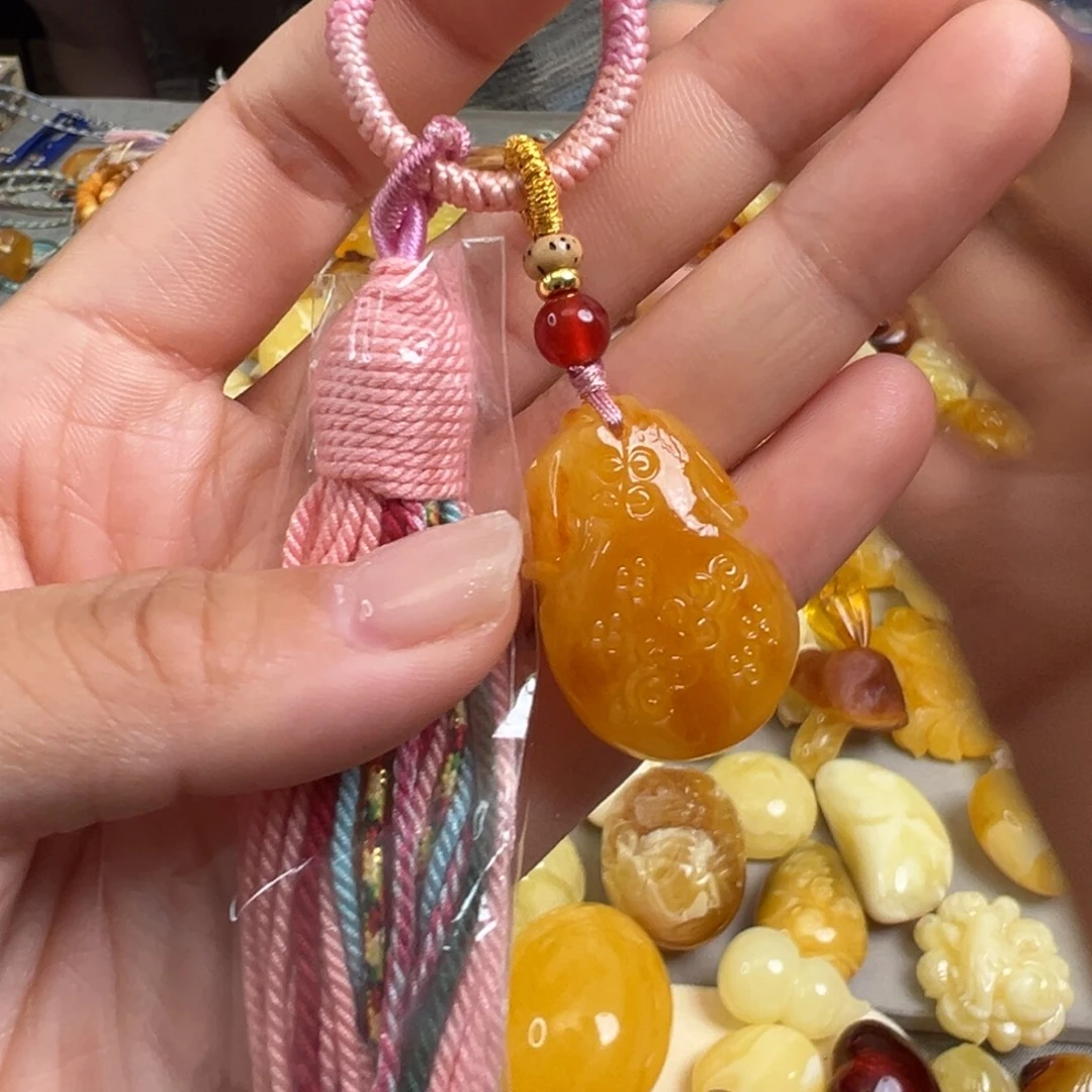 裸石蜜蜡未镶嵌蜜蜡