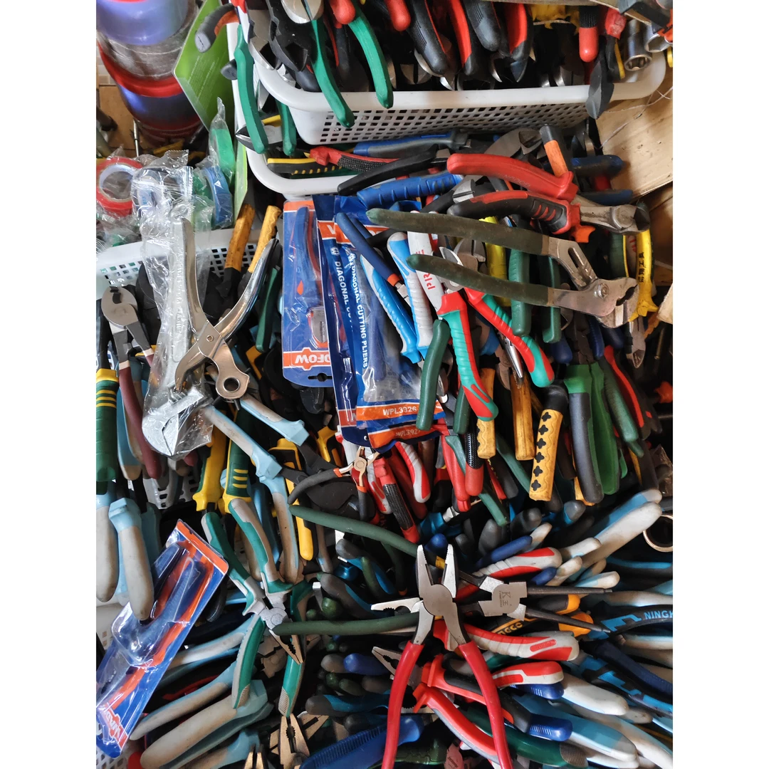 1074号居家日用五金工具手动工具其款式五金工具杂款以直播间为准