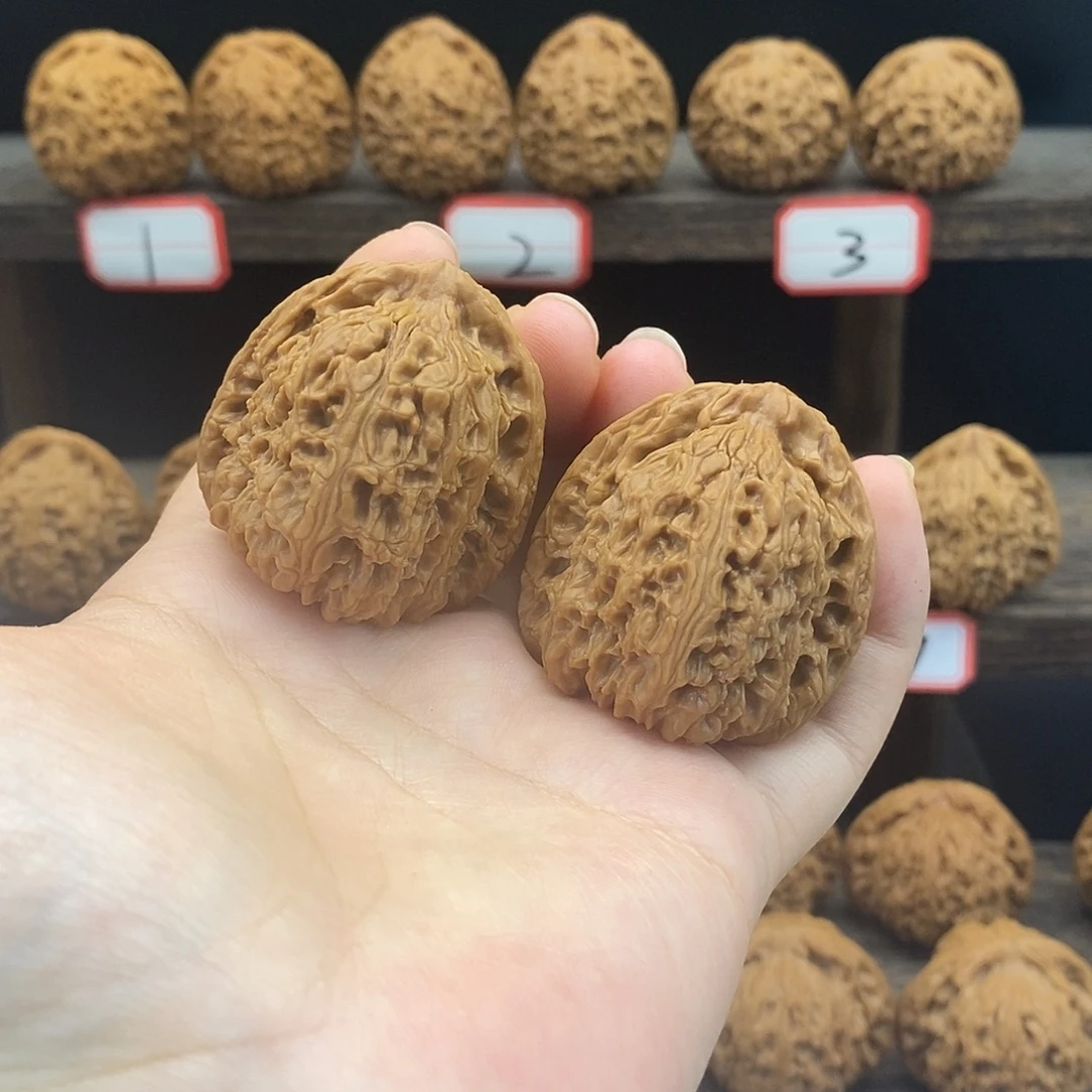 我***界吊坠文玩核桃全品无修南疆石39尺寸核桃