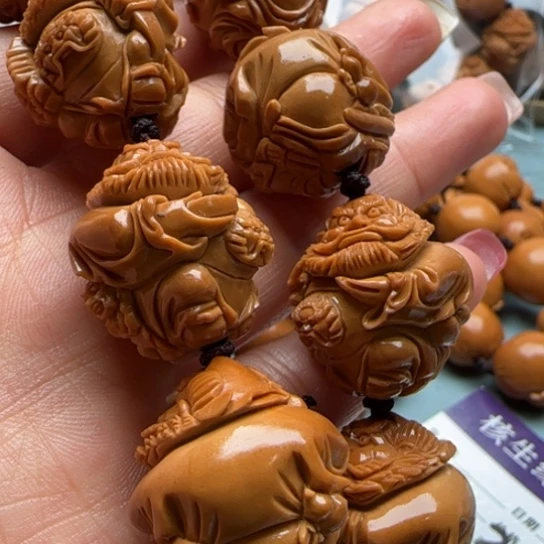 短***！橄榄核手串橄榄雕工艺品