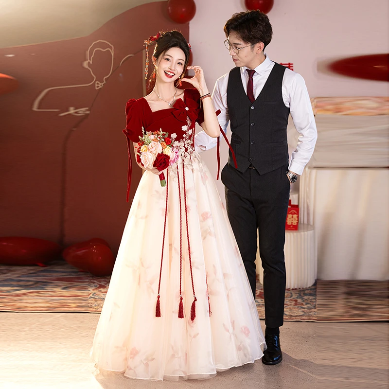 大尺码敬酒服新娘2025新款订婚晚礼服女洋装高级感结婚酒红色短袖
