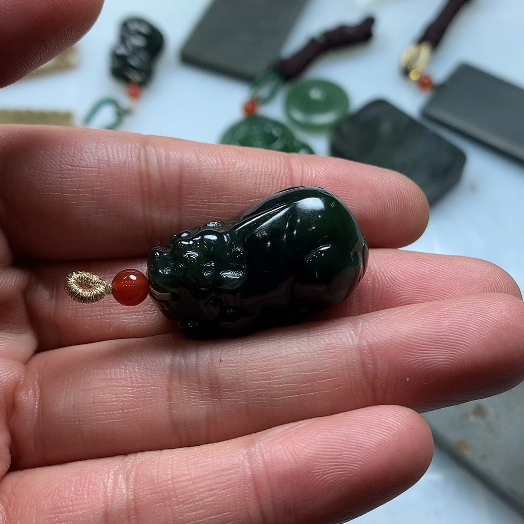 和田玉挂件未镶嵌