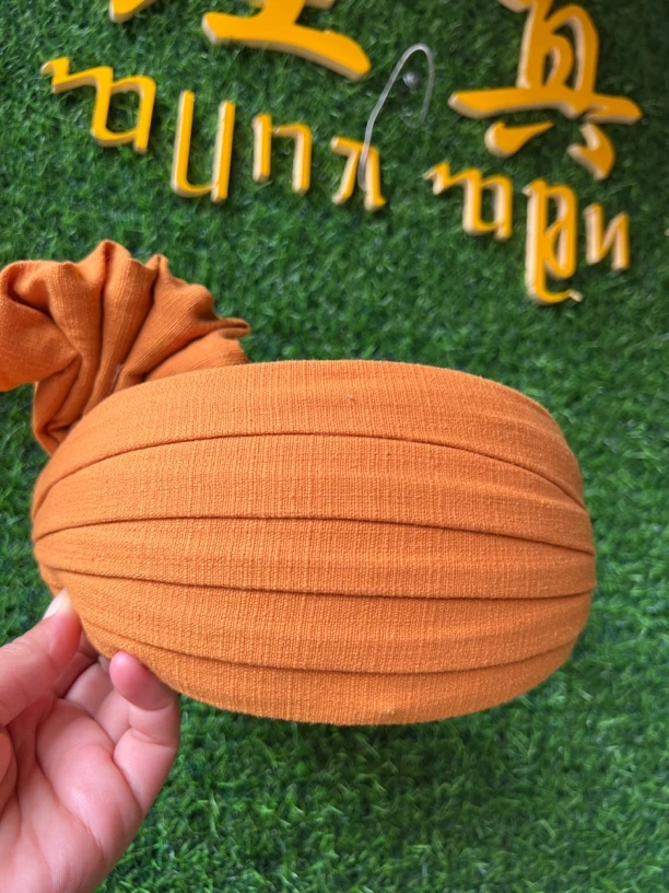 傣族手工制作黄色帽子（需备注头围大小）