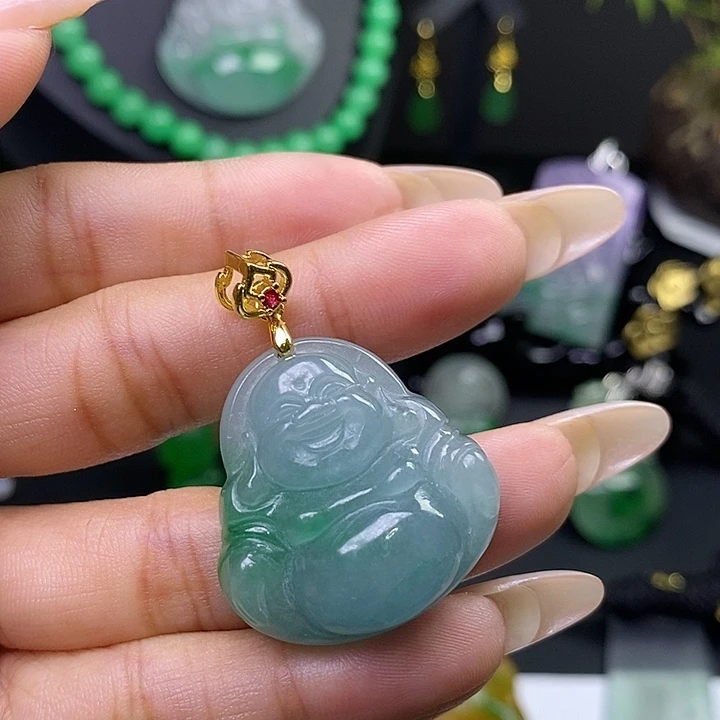 翡翠未镶嵌吊坠(赠链)