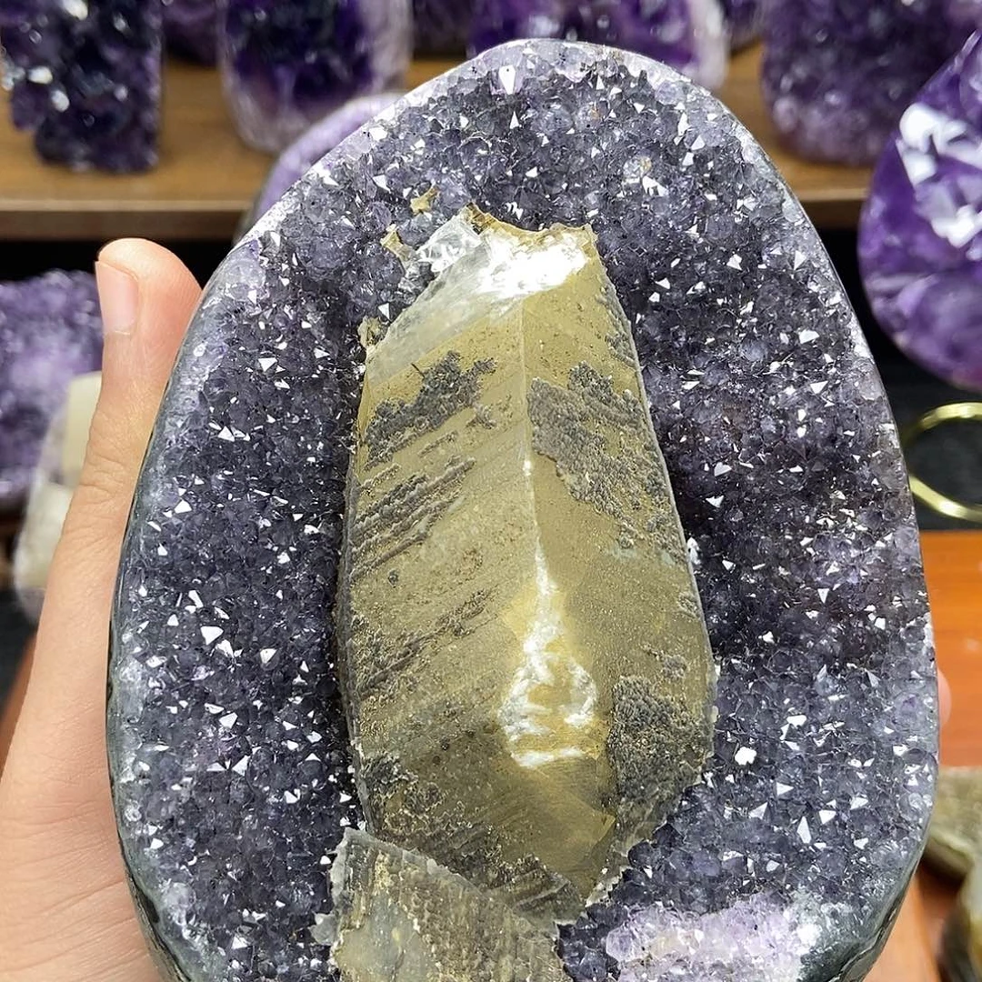 紫晶大型摆件（非配饰）未镶嵌