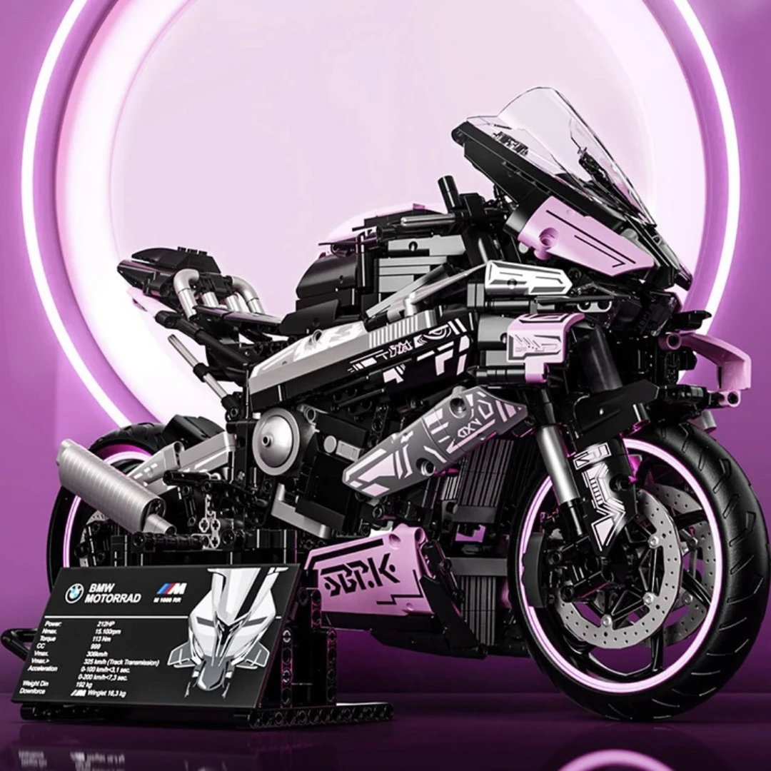 1:5粉宝马拼装积木玩具模型摆件C4C44