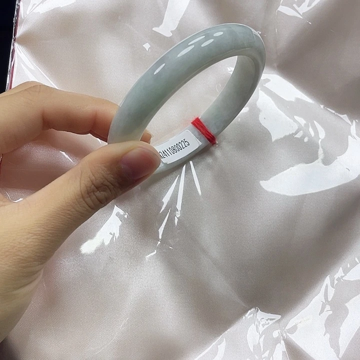 未镶嵌手镯翡翠早班