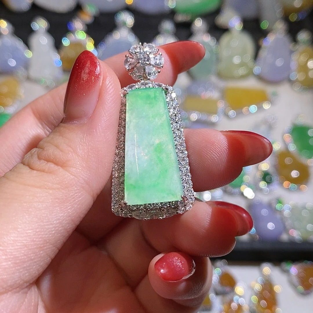 翡翠银S925镶嵌颈饰浅*天然翡翠