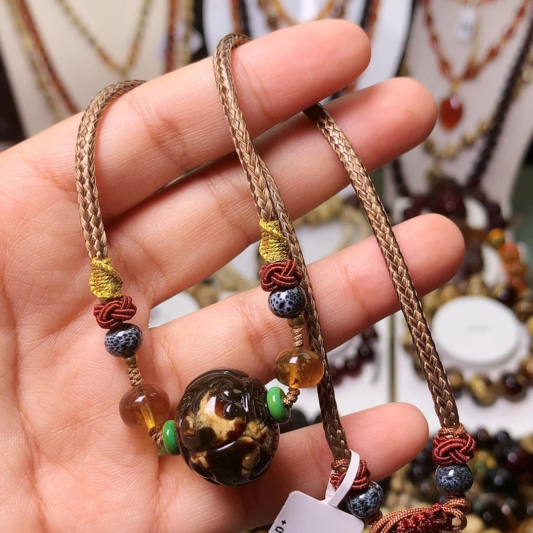 琥珀未镶嵌裸石抚顺琥珀20黑花锁骨链