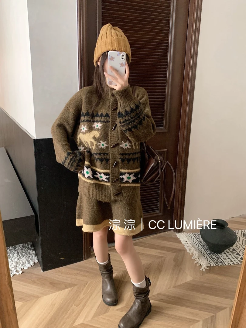 复古费尔岛毛衣开衫女套装秋冬新款提花针织开衫洋气半身裙两件套