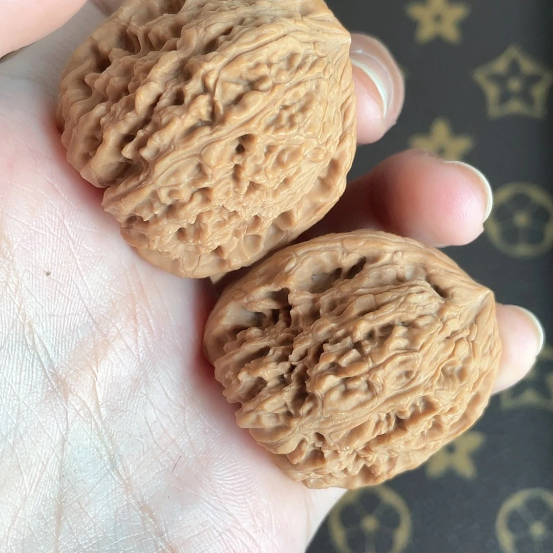 文玩核桃把件36全品拉丝南疆