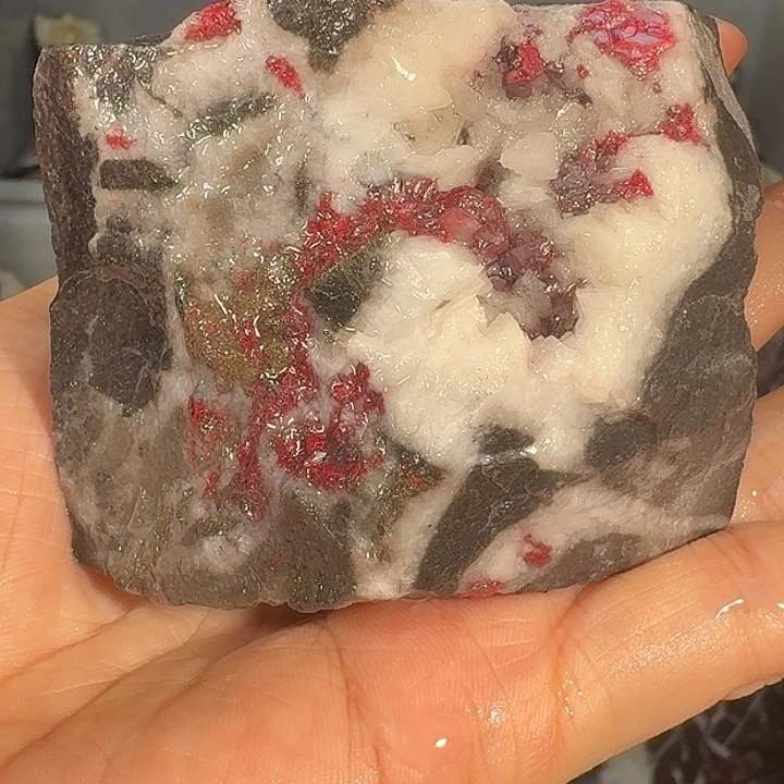 天然辰砂天然朱砂原石289克