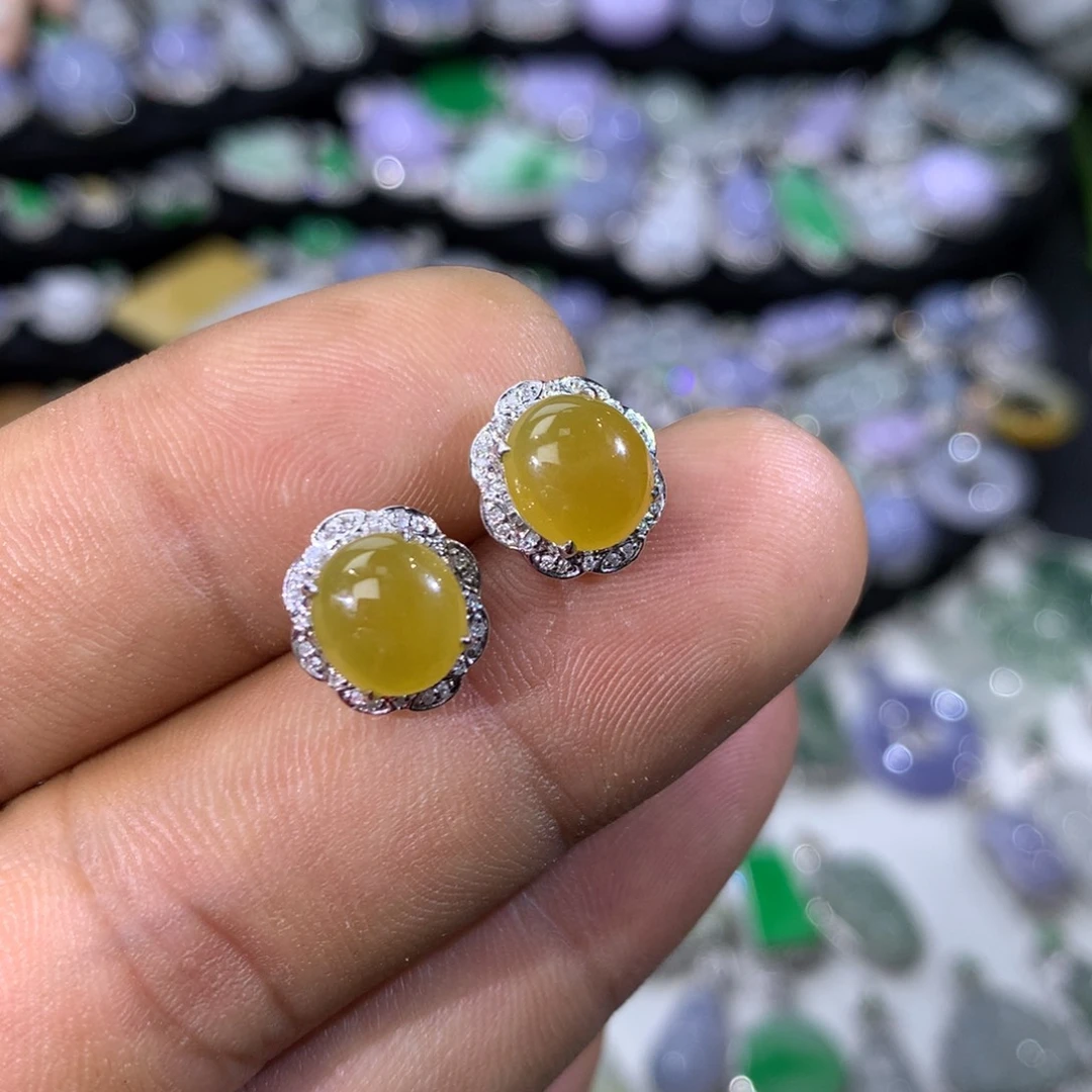 翡翠18K金镶嵌耳饰