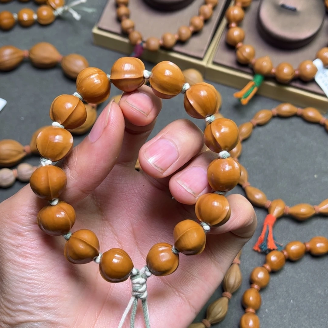 橄榄核手串/手链鲨鱼背