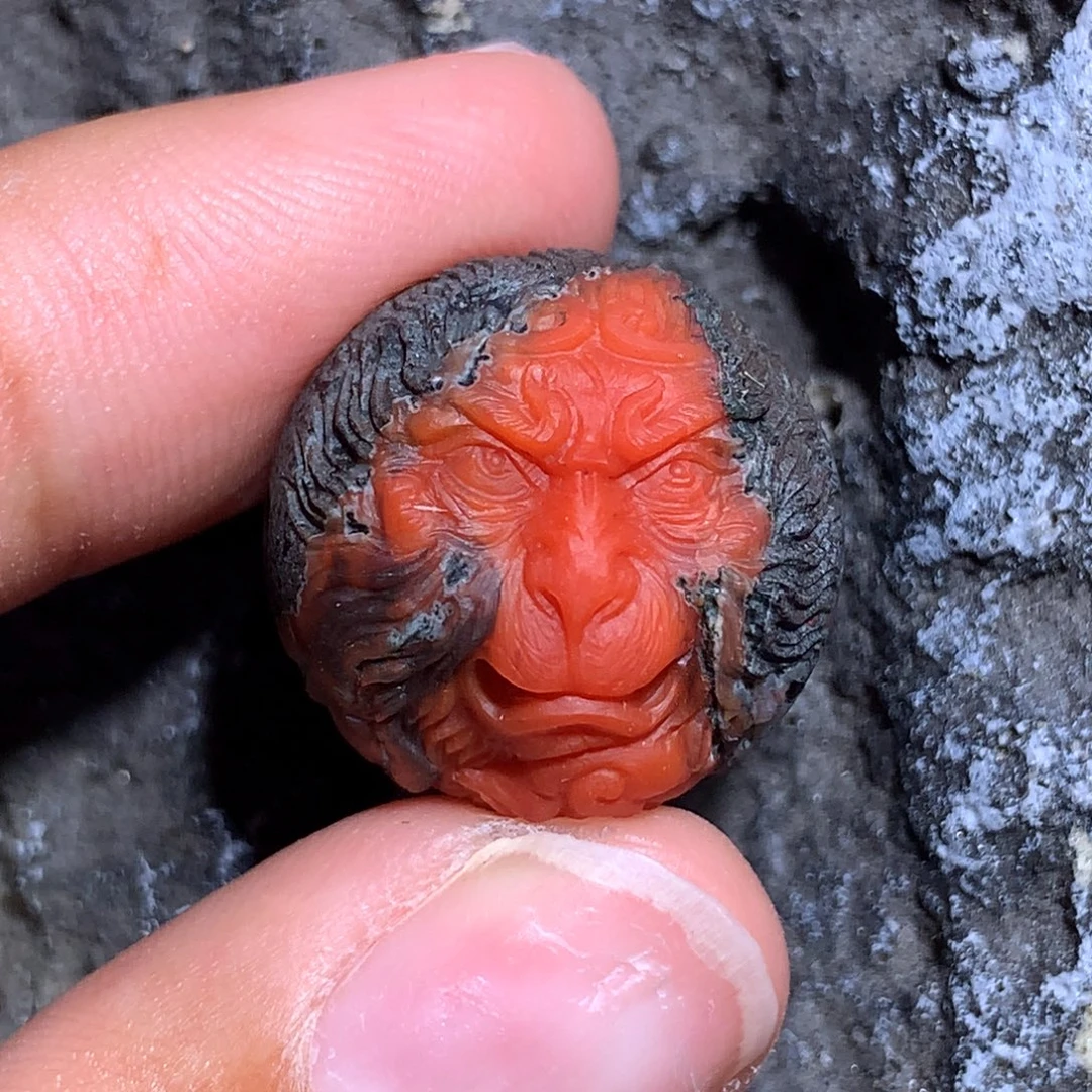 未镶嵌黑悟空雕刻18.7南红玛瑙