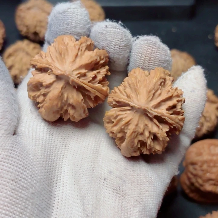 文玩核桃把件翻**宝秦岭灯笼8