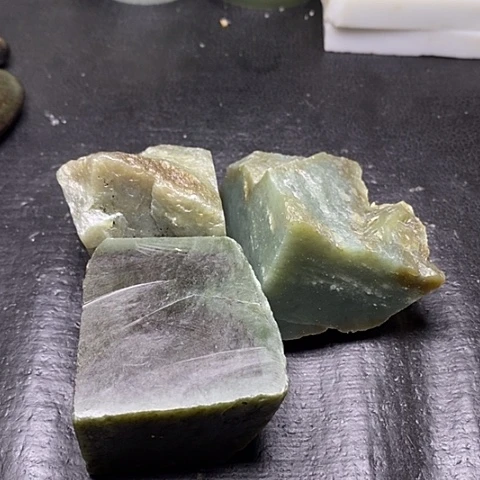 和田玉未镶嵌摆件