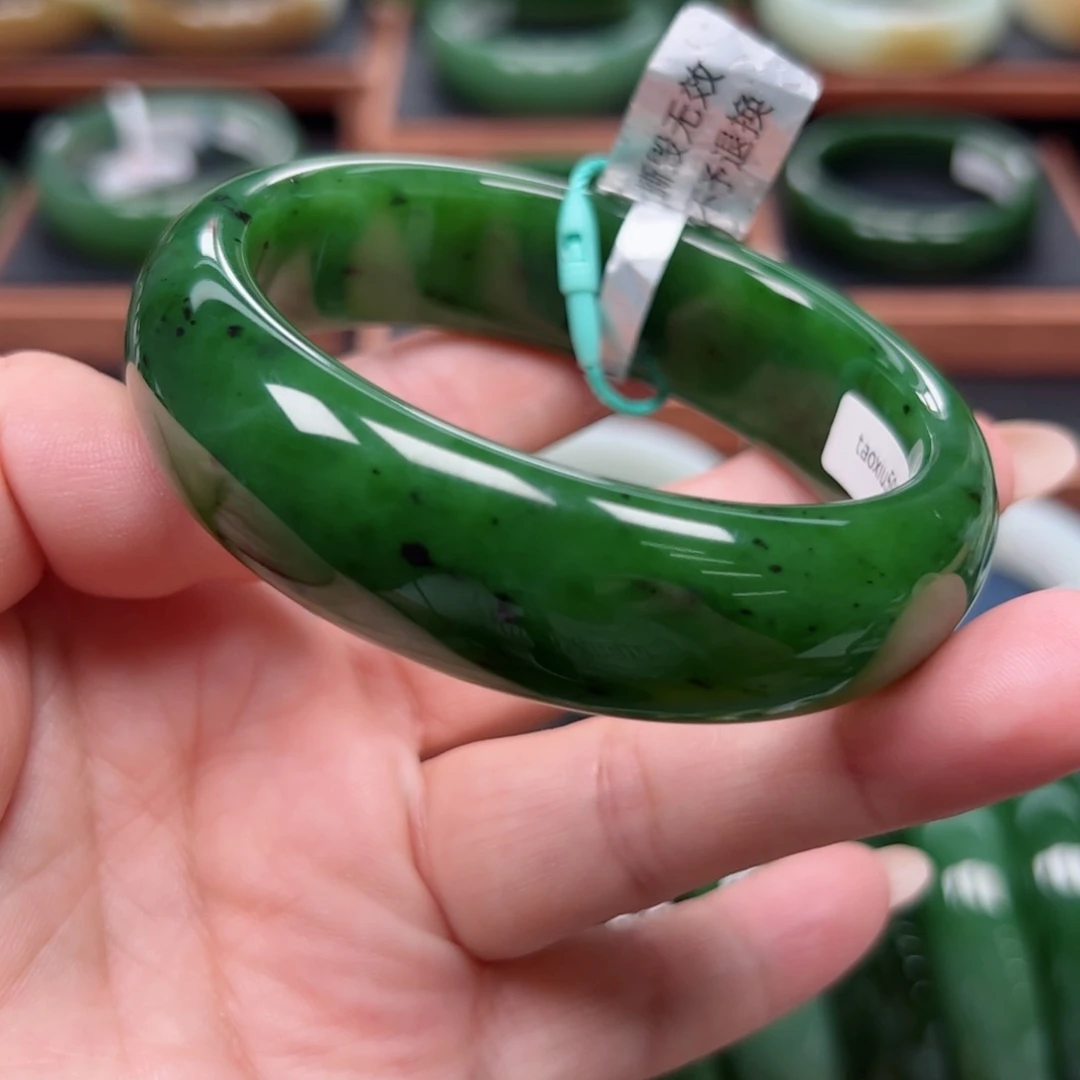 未镶嵌手镯和田玉（碧玉）606162圈口