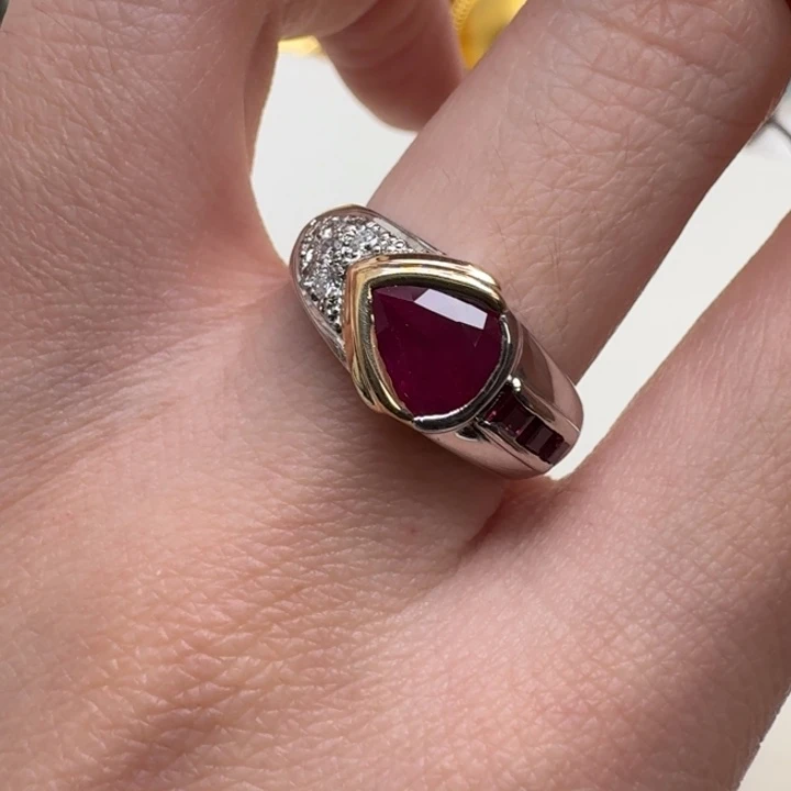 红宝石戒指未镶嵌