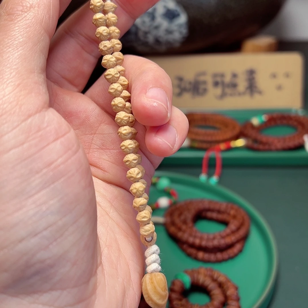 柏香籽/百香籽吊坠75.5