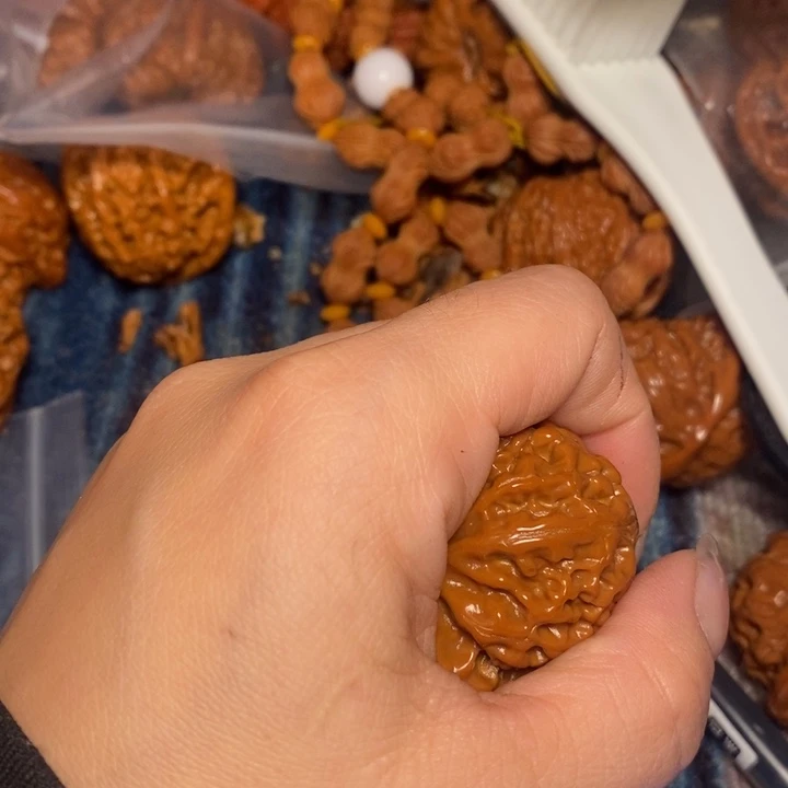 今***你吊坠文玩核桃