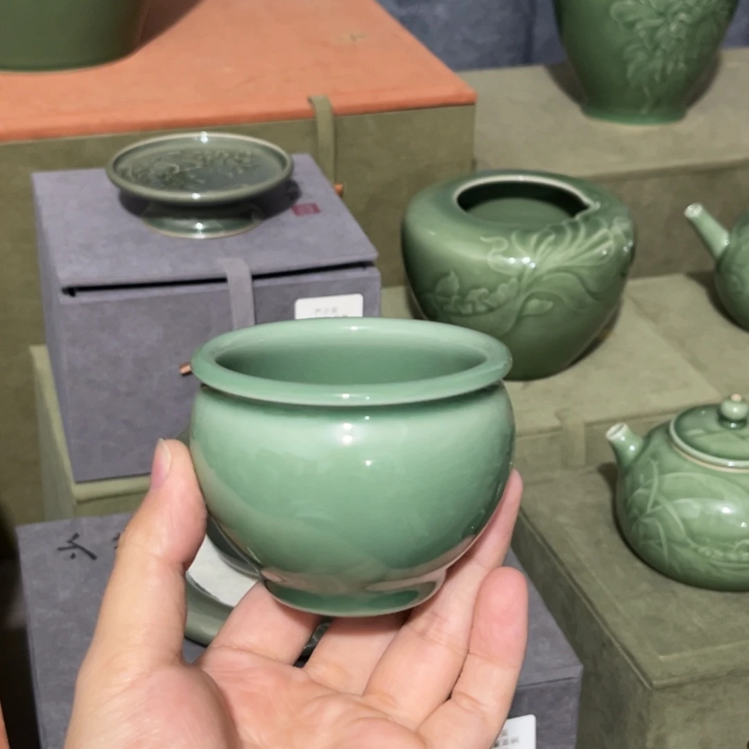 严少英  手工作品