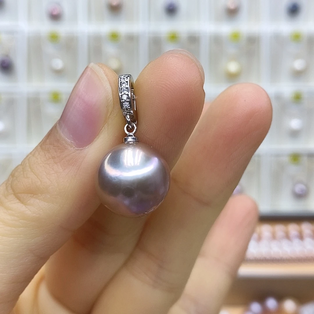 淡水珍珠吊坠(赠链)未镶嵌