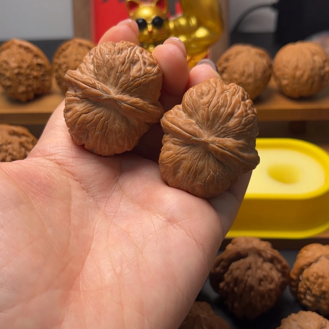 文玩核桃把件元宝45全