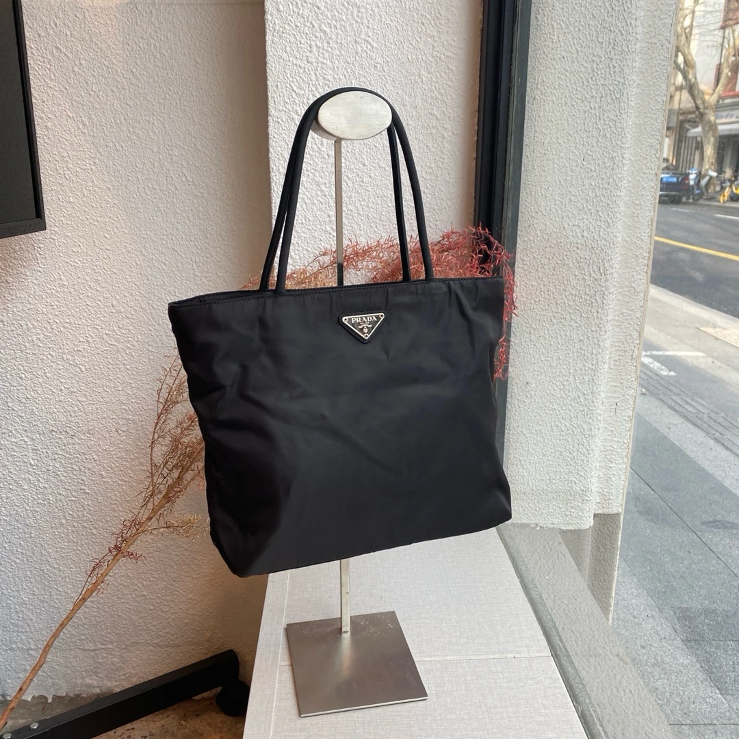 95新 Prada/普拉达 Prada普拉达黑色尼龙单肩包 附件：卡