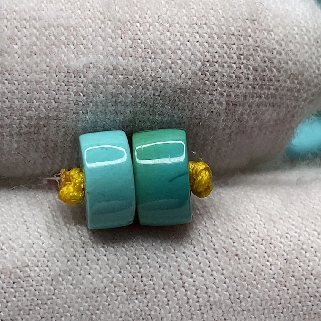 绿松石未镶嵌天然原矿 带武汉地大证书