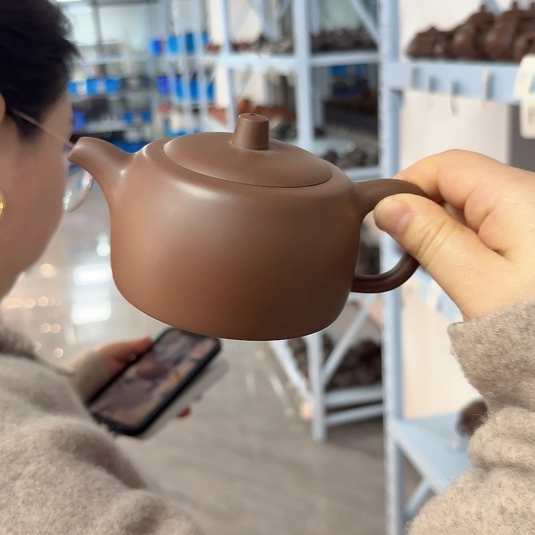 紫砂茶壶黄龙山原矿老紫泥300