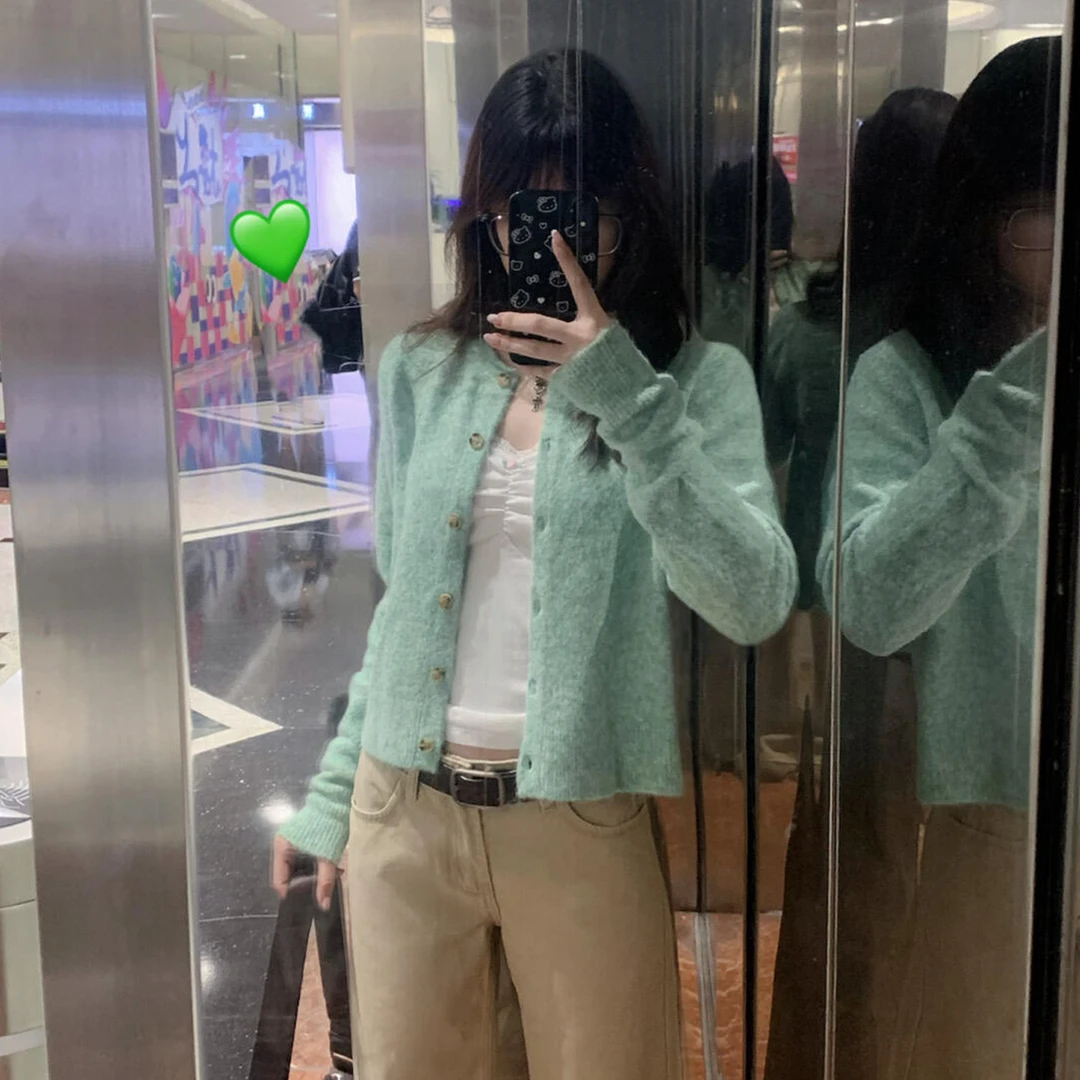 2025新款早秋外搭绿色薄款开衫外套女装小个子宽松慵懒风针织上衣