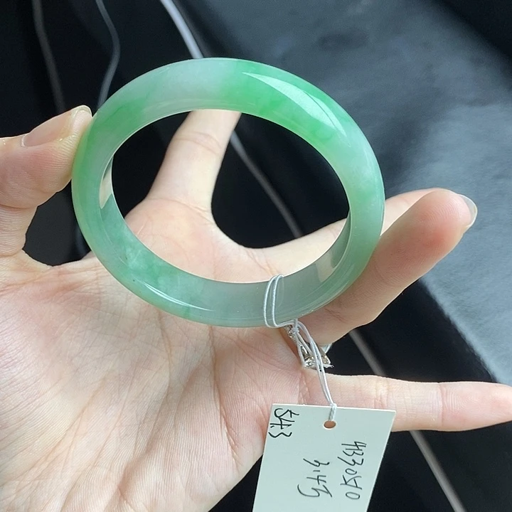 翡翠手镯未镶嵌翡翠手镯54圈口
