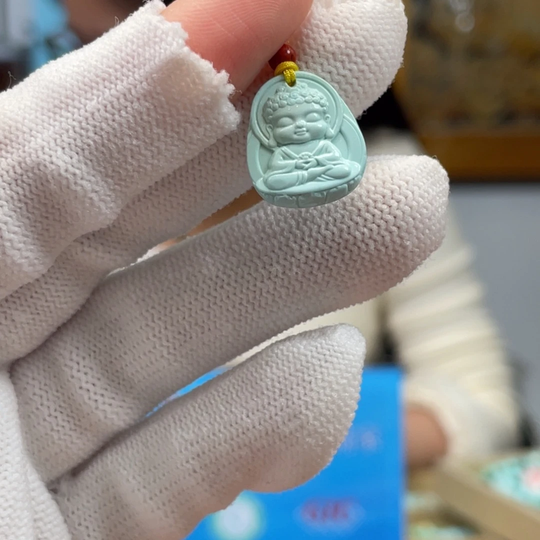 绿松石未镶嵌挂件