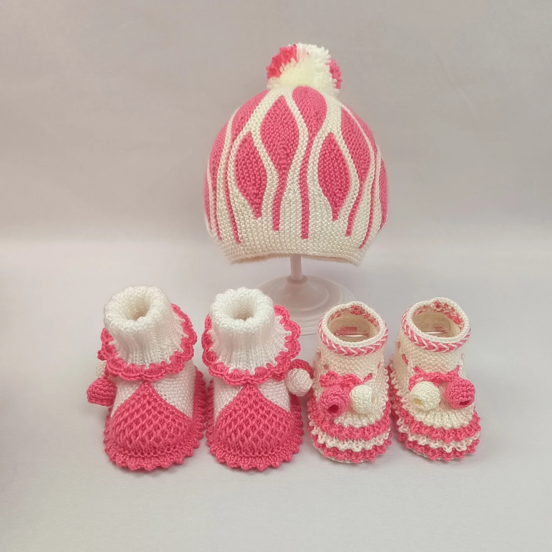 宝宝手工编织毛线鞋渔网花设计舒适防滑吸水家用可爱双面毛绒