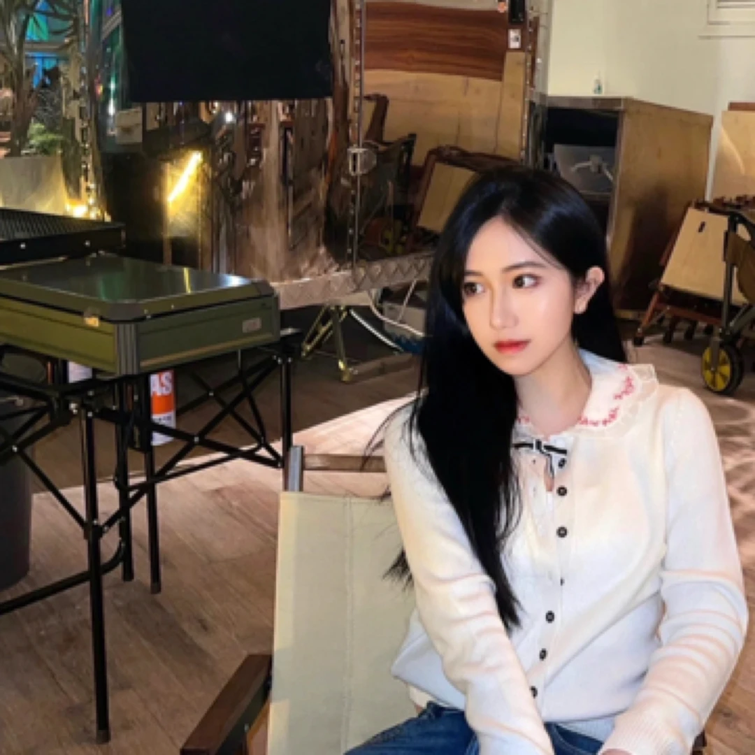 99新 MIU MIU/缪缪 wdf267/蝴蝶结带纯色开衫外套毛衣 羊毛 40码