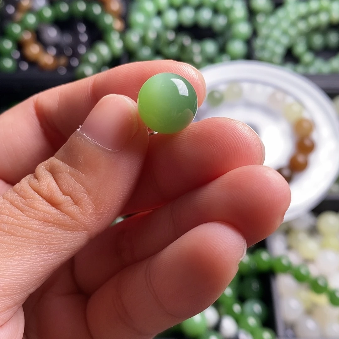 和田玉（碧玉）未镶嵌珠宝半成品