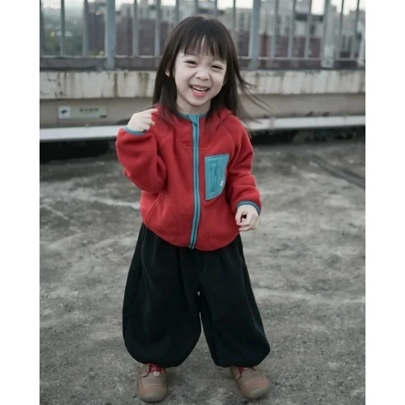 儿童外套秋装新款2025男女童时髦拼色摇粒绒连帽开衫宝宝加绒裤子