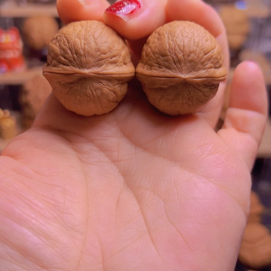 文玩核桃吊坠10w云巅皮皮球33尺