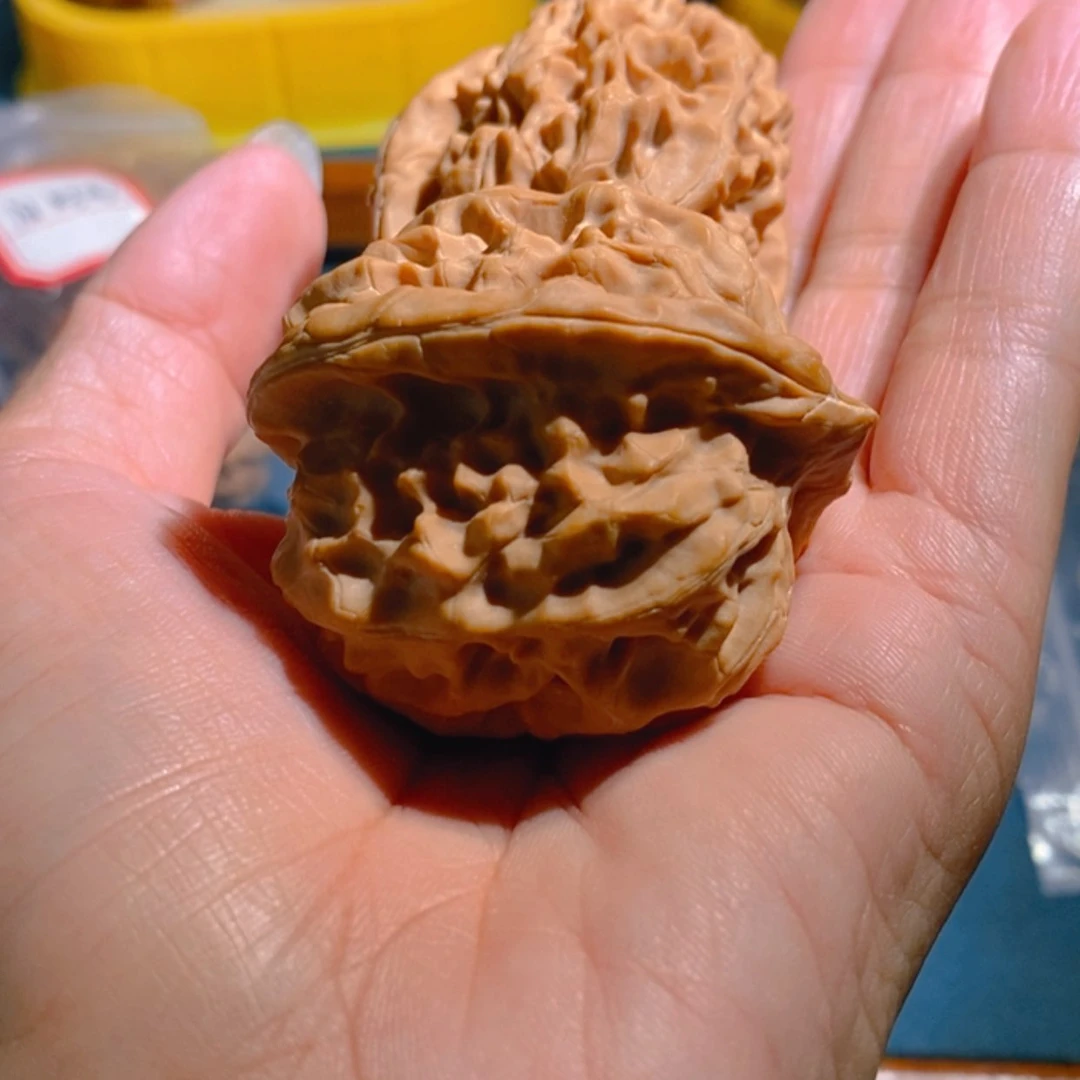 【闪购商品】吊坠文玩核桃我****拉核欢