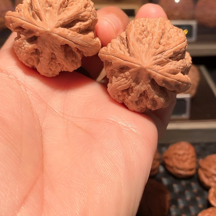 阿*文玩核桃把件粗筋