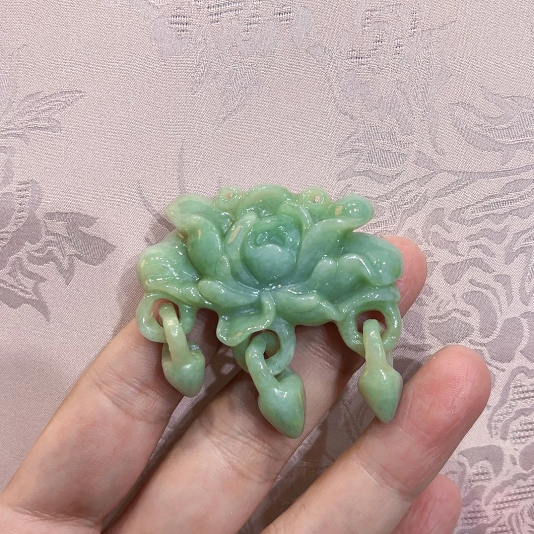 翡翠合金吊坠(赠链)