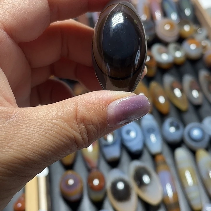 玛瑙/玉髓颈饰未镶嵌?****?