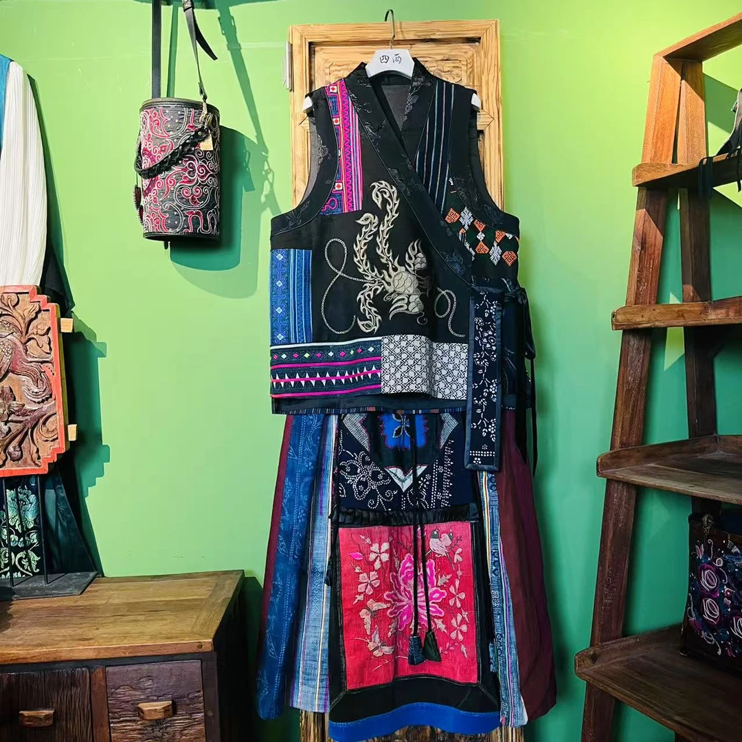 四两民族风老绣设计款马甲