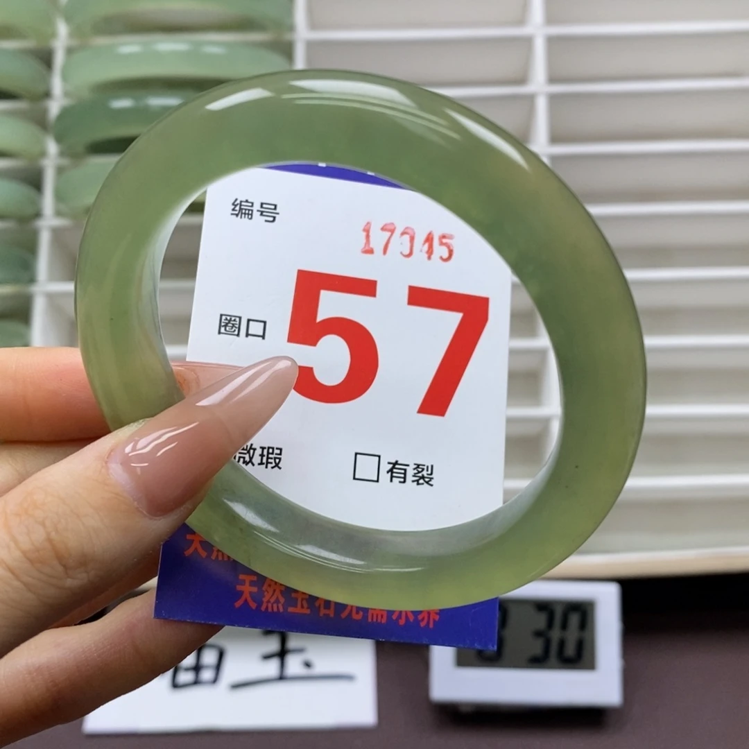 未镶嵌蛇纹石玉手镯