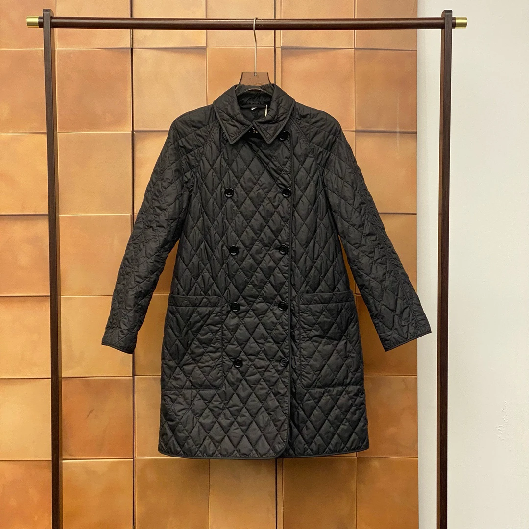 Burberry 23ss爆款菱格双排扣长款棉服外套/m码/99新/29935