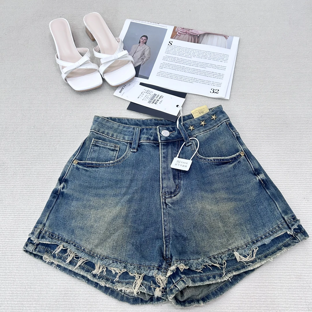 T600#夏季高腰显瘦牛仔短裤趣味腰标时尚修身辣妹热裤